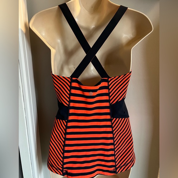 Lululemon Work It Our Tank Size 10 - Picture 7 of 9